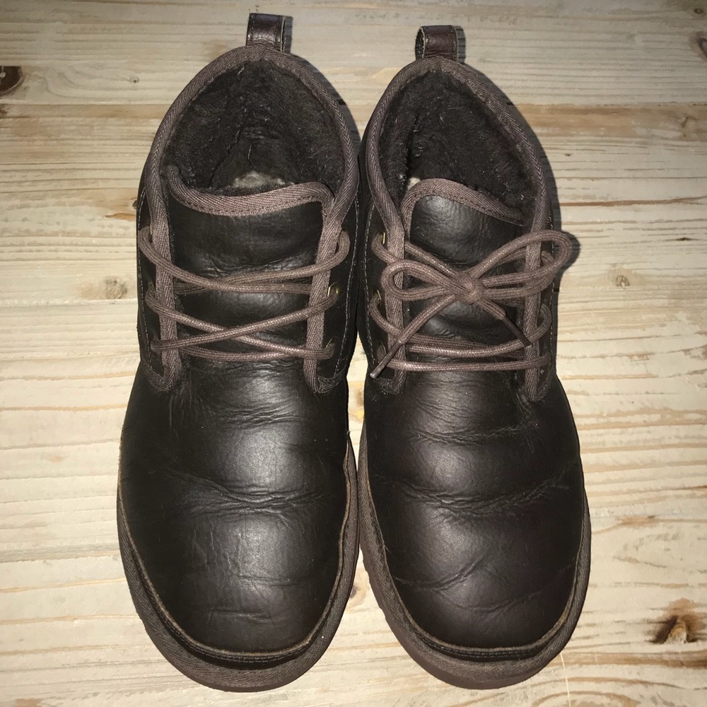 UGG australia Neumel Chuckka Boots